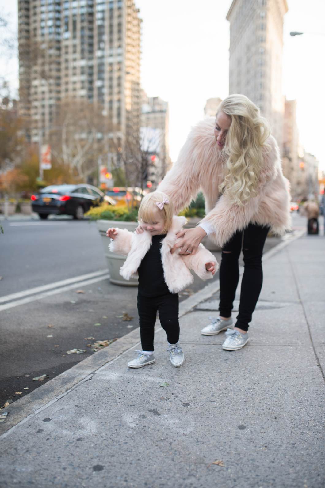 mother and daughter matching winter outfits